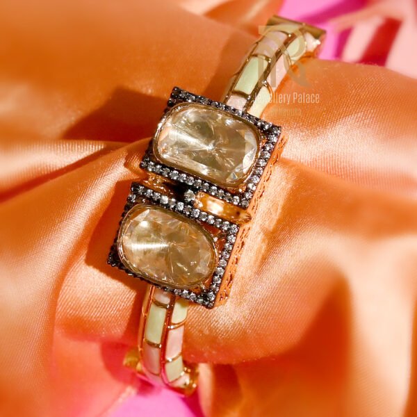 Royal Kundan Twin Diamond Bracelet - Image 4