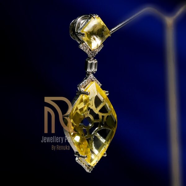 Golden Radiance Citrine Drop Earrings - Image 2