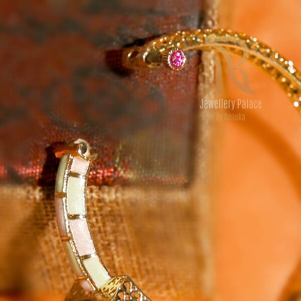 Royal Kundan Twin Diamond Bracelet - Image 2