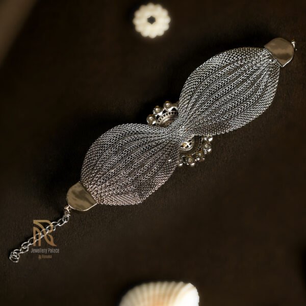 Regal Kundan Mesh Bracelet - Image 2