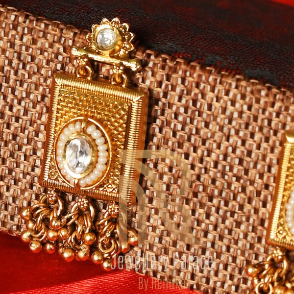 Antique Temple Necklace with Pearl Strands & Kundan Work - Image 2