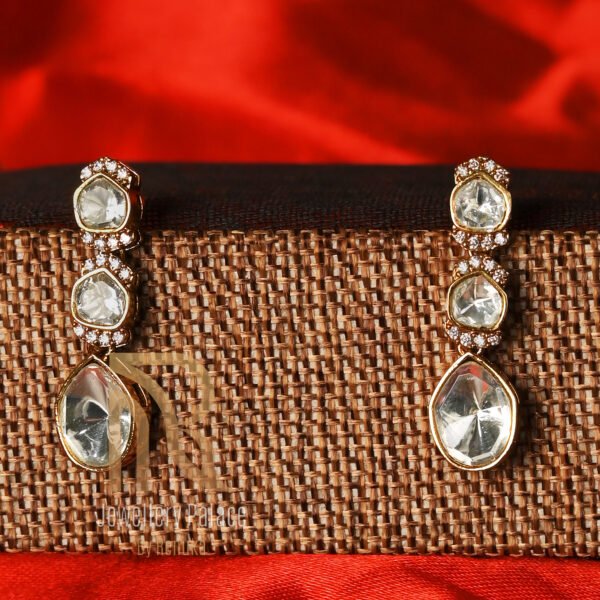 Royal Kundan Choker Necklace with Pear-Shaped Stones - Image 4